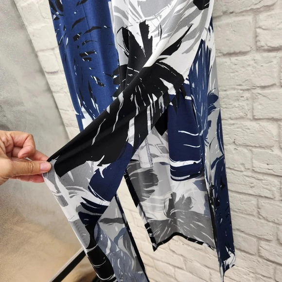 G.I.L.I. Palm Leaf Pattern Side Slit Short Sleeve Maxi Dress Size Small Casual - Picture 9 of 15